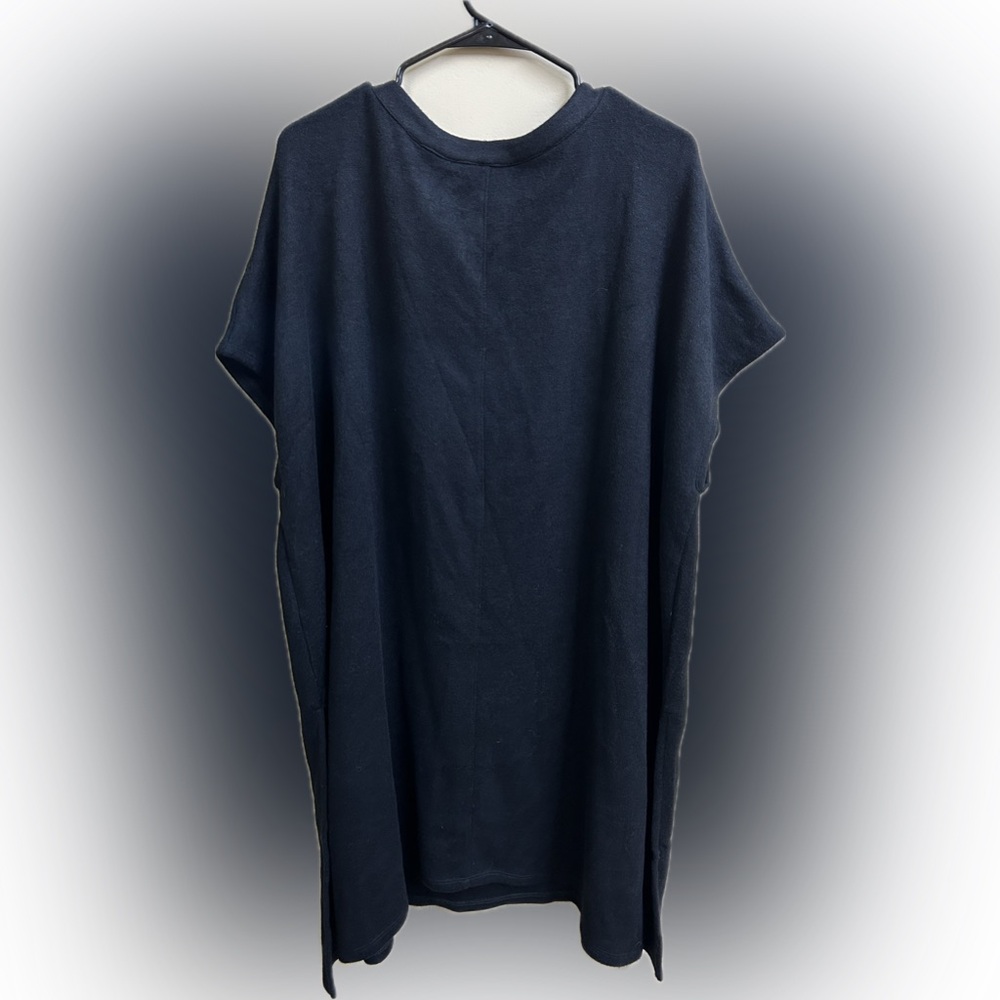 🔥5/$35🔥 IMAN Black Tunic Dress W Gold Chain Accent - Picture 4 of 5